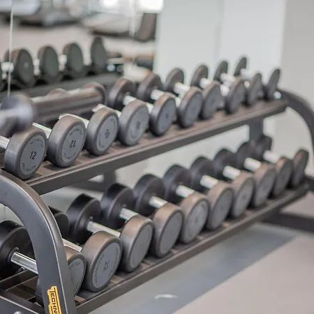 Sandy In Odyssey & Pool *