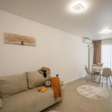 Daire Sandy In Odyssey & Pool *